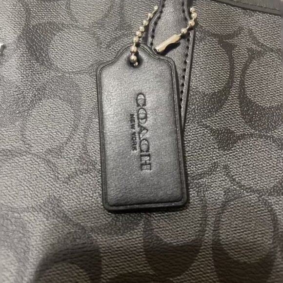 Coach Black Patterned Women's Bag - Picture 3 of 6